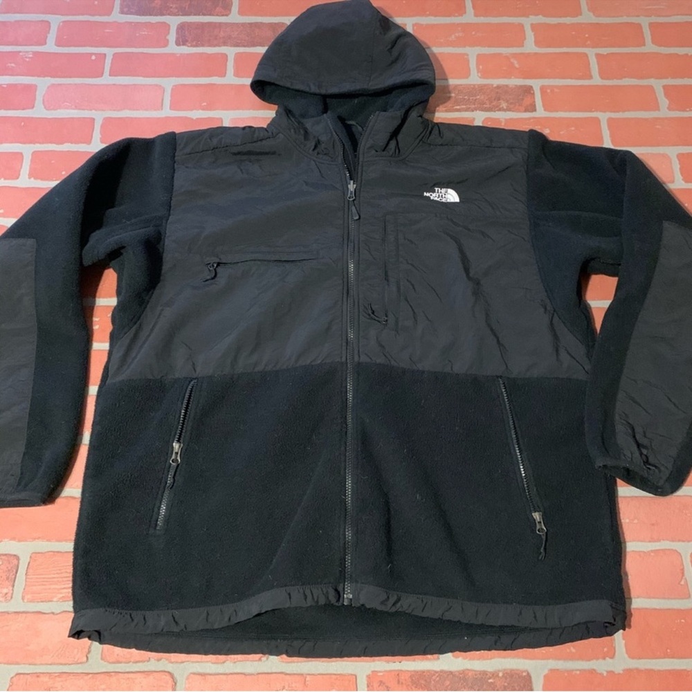The North Face Men's Black Performance Jacket